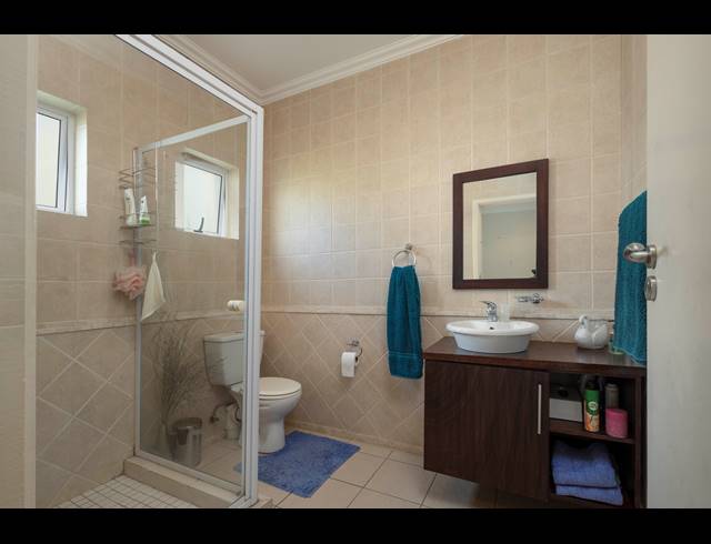 2 BEDROOM SIMPLEX FOR SALE IN LA LUCIA RIDGE